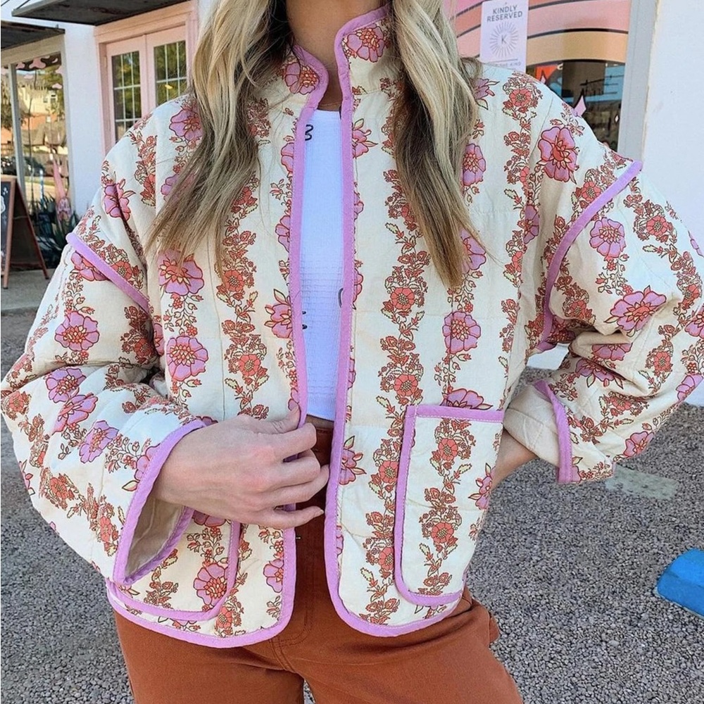 NWOT Women Floral Quilted Puffer Jacket Cropped Lightweight Patchwork Vintage - Picture 3 of 9